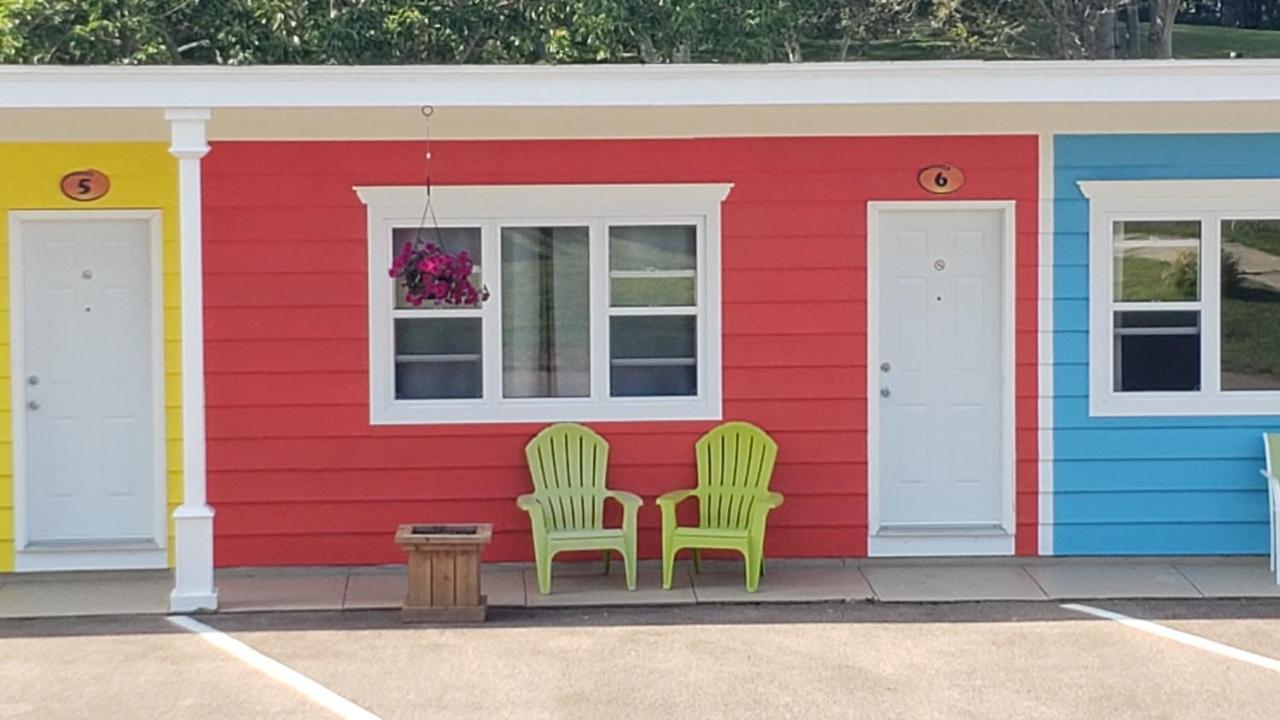 Cornerstone Motel Chéticamp Extérieur photo